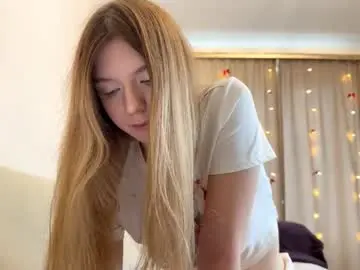 Chaturbate Adult Video Chat of chloe_show