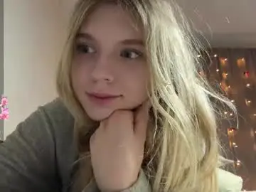 Chaturbate Watch Live Sex Cams of chloe_show