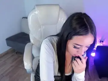 Chaturbate Best live sex cam show of laara_croft
