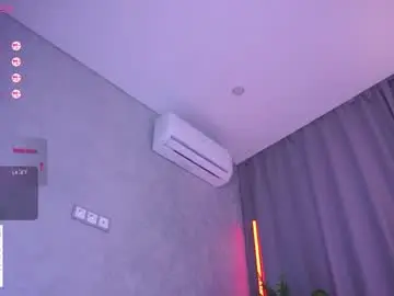 Chaturbate Free Porn Cam of nerdy_freyua