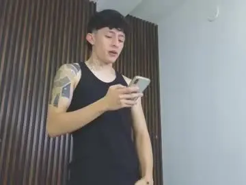 Chaturbate Best live sex cam show of troy_rouge