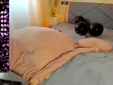 Chaturbate Adult Webcams of vik_and_love