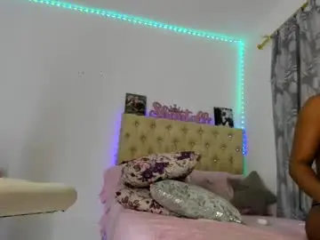 Chaturbate Sex Cam of xshantall_hotx