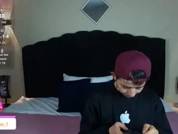 Chaturbate Sex Chat of alecadrews_