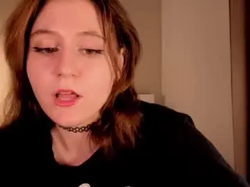 Chaturbate Live Sex Cam of diana_floweri