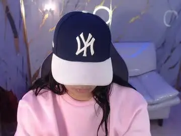 Chaturbate Live Porn of valeri_harpers4