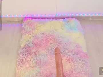 Chaturbate Live Sex Cam of vivi_luv