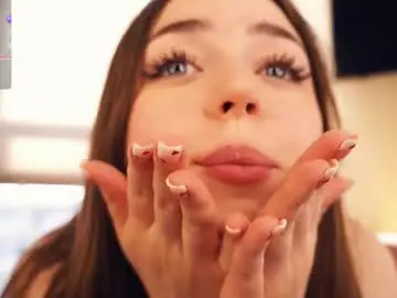 Chaturbate Free Porn Cam of rowenahallman