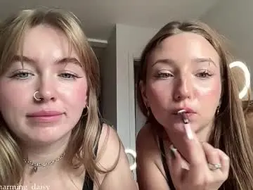 Chaturbate Best live sex cam show of katie________