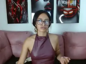 Chaturbate Best live sex cam show of miahotcs