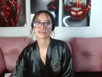 Chaturbate Live Porn of miahotcs