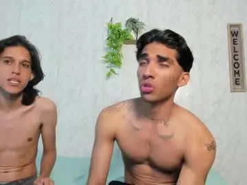 Chaturbate Watch Live Sex Cams of dady_show69