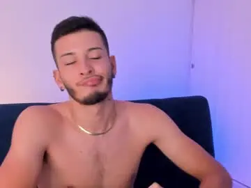 Chaturbate Sex Chat of monster_cock4u_