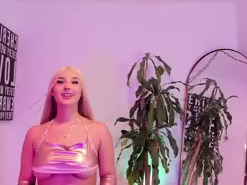 Chaturbate Adult Video Chat of susisuarez