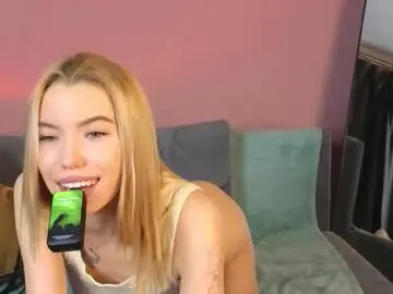 Chaturbate Best live sex cam show of _capybara0_0