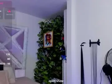 Chaturbate Adult Webcam of emilayton_