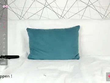 Chaturbate Live Sex Cam of seeeyoumin