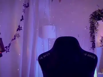 Chaturbate Live Sex Cam of vronnier