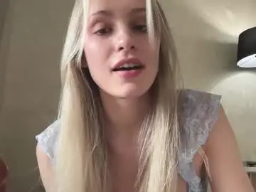 Chaturbate Live Sex Cam of fflloowweerr