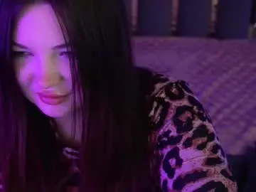 Chaturbate Best live sex cam show of molinmoon