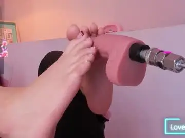 Chaturbate Watch Live Sex Cams of violeth_hill