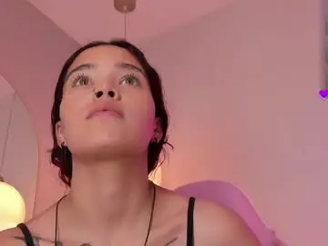 Chaturbate Best live sex cam show of violeth_hill