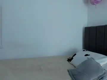 Chaturbate Live Sex Cam of emma_timli1