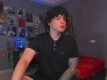 Chaturbate Adult Webcams of ian_versace