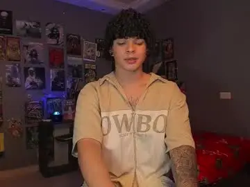 Chaturbate Watch Live Sex Cams of ian_versace