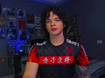 Chaturbate Adult Webcams of ian_versace