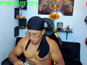 Chaturbate Sex Cam of tom_kingfit