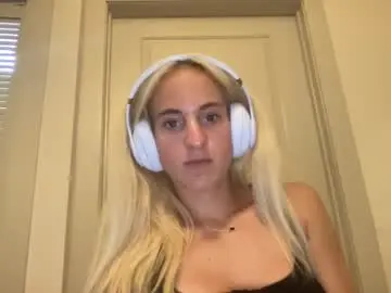 Chaturbate Best live sex cam show of stassiethatsororitygirl