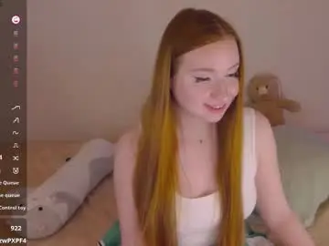 Chaturbate Nude Webcam of bellaqueenss