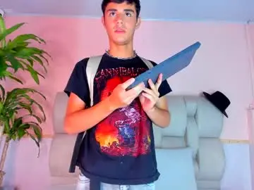 Chaturbate Sex Chat of angelo_foxxx