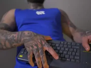 Chaturbate Live Porn of leosalvatore_