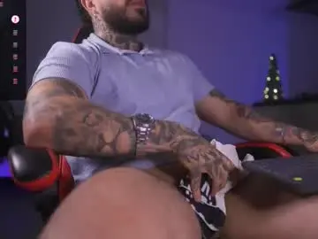 Chaturbate Live Sex Cam of leosalvatore_