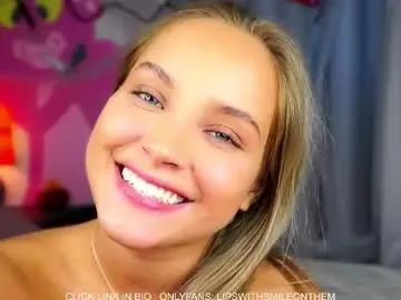 Chaturbate Private Sex Chat of lipswithsmileonthem