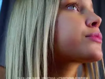 Chaturbate Nude Webcam of lipswithsmileonthem