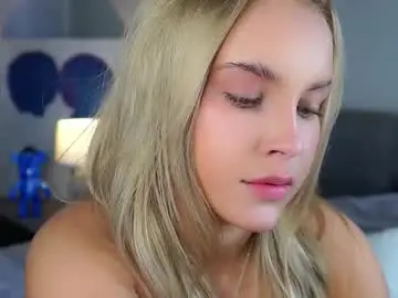 Chaturbate Adult Webcams of lipswithsmileonthem