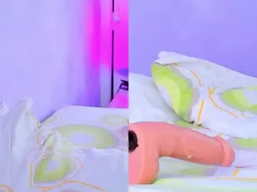 Chaturbate Nude Webcam of violetaa_hade