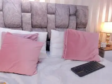 Chaturbate Live Sex of nova_lane