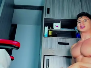 Chaturbate Live Sex of oskar_ford21