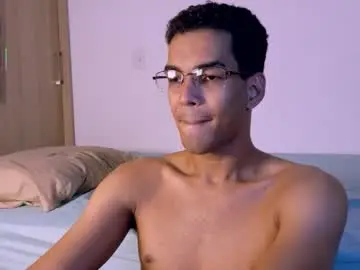 Chaturbate Private Sex Chat of pikashuu7u7