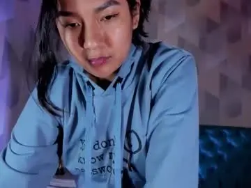 Chaturbate Live Sex Cam of skarlettkray