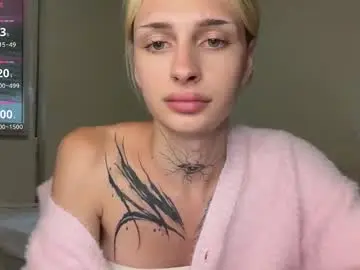 Chaturbate Live Sex Cam of barbie_bi