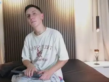 Chaturbate Nude Webcam of liam_fiire