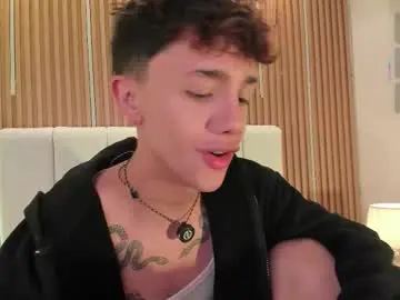 Chaturbate Live Porn of timothy_ross