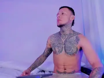 Chaturbate Live Sex Cam of barrymichaels
