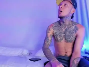 Chaturbate Live Sex Cam of barrymichaels
