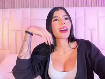 Chaturbate Live Sex Cam of caitlyncouper